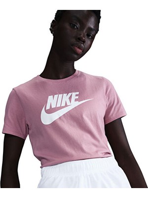 Nike Sportswear Essentials Kadın Günlük Tişört DX7906-623 Kırmızı