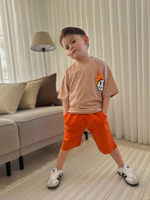 Never Look Back Detaylı Erkek Çocuk Şortlu Takım