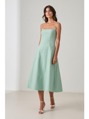 Mint %100 Pamuklu Askılı Belden Oturtmalı Midi Boy Rahat Kesim Elbise