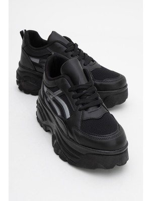 Kadın Bağcıklı Anorak Spor Ayakkabı Siyah Gümüş