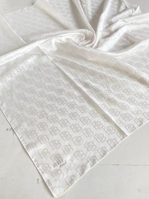 Belli Fresh Monogram Jakarlı Eşarp 1 - 72 Beyaz Desenli