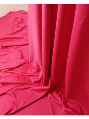 Pembe Renkte Sıkı Örgüde Jarse (En 130 cm x Boy 225 Cm)