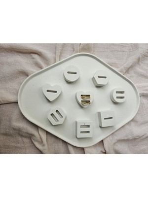 8 Adet Nişan Yüzüklük Kokulu Taş – El Yapımı Romantik Sunum Taşları