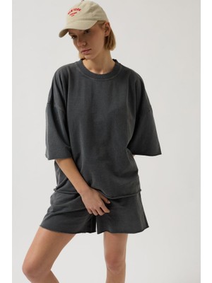 Nidam Butik Oversize Lazer Kesim Bisiklet Yaka T-Shirt