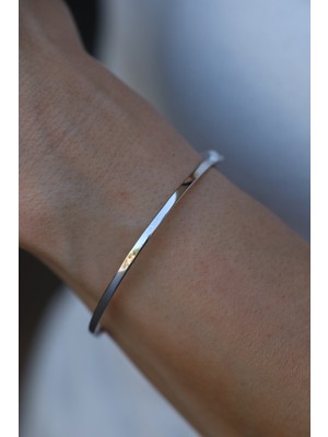 14 Ayar Altın Arpaş Düz Sade Beyaz Kelepçe