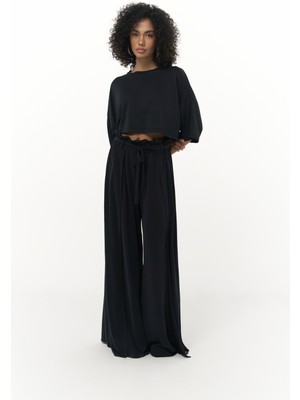 Mai Nell Siyah Crop T-Shirt Pantolon Takım