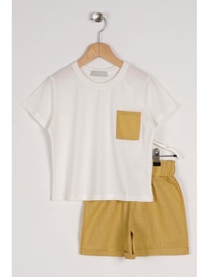 Kısa Kol Ön Cep Detaylı Ekru Hardal Renk Kız Çocuk Şortlu Takım