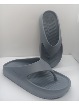 Parmak Arası  Gri Terlik