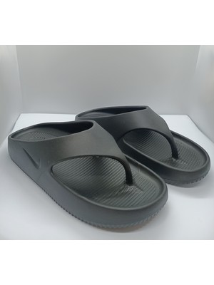 Siyah Renk Parmak Arası Terlik