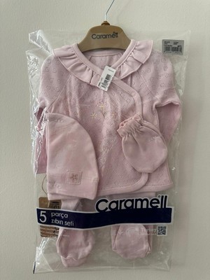 Caramell Cute Rabbit ( Tavşanlı ) Lila, Pembe, ve Ekru Renk Çeşitli Kız Bebek 5 Li Hastane Çıkışı 1473