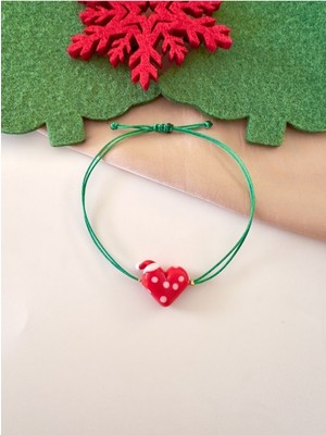 Yeniyıl Puantiyeli Kırmızı Cam Şapkalı Kalp Yeşil Yılbaşı Bileklik