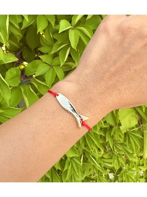 Büyük Altın Balık Kırmızı Ip Bileklik