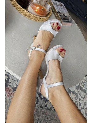 Topukla 024 5005 Kadın Saten Platformlu 11 cm Abiye Ayakkabı