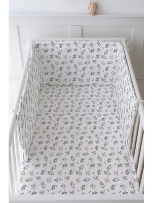 Tuğba Kuğu Bebek Başucu Koruyucu ve Baskılı Çarşaflı Uyku Seti - Iconic Serisi - Okaliptus