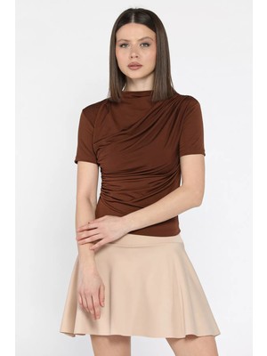 Gülseli Kadın Omuz ve Bel Drapeli Kısa Kol Bluz P-00016374