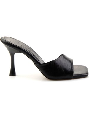 Bambi Siyah  Kadın Terlik K04869012707