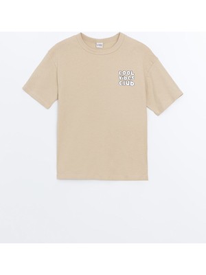 Lc Waikiki Erkek Çocuk Tişört Bej Renk Kısa Kollu Düz Desenli Pamuklu Konforlu Model
