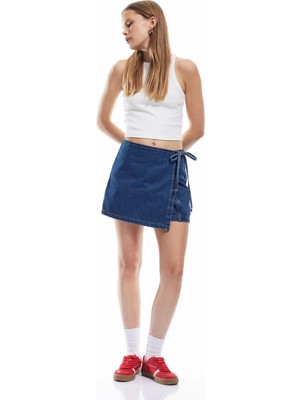 Koton Pamuklu Bağlama Detaylı Mini Denim Şort Etek