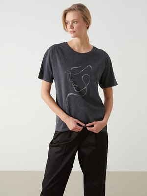 Lc Waikiki Yeni Sezon Bisiklet Yaka Tasli Kadin Tisort - S57236Z8