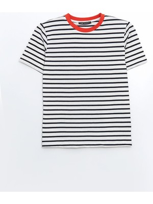 Lc Waikiki Yeni Sezon Bisiklet Yaka Cizgili Kadin Tisort - S5N348Z8