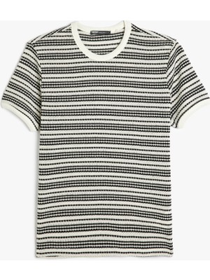 Koton Bisiklet Yaka Kısa Kollu Pamuk Karışımlı Siyah Erkek T-Shirt 5SAM10064HK