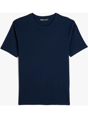 Koton Kısa Kollu Pamuk Karışımlı Dar Kalıp Bisiklet Yaka Basic Tişört