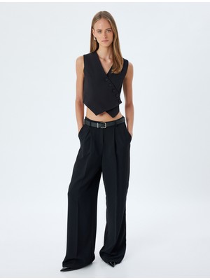 Koton Asimetrik Kruvaze Crop Yelek V Yaka Düğmeli