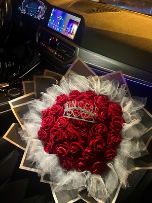 Kristal Taçlı 30'lu Prenses Buket