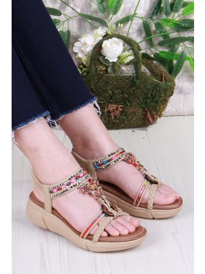 Guja Kadın Anatomik Taban Taşlı Boncuklu Lastikli Sandalet Deri Malzeme ile Şık Tasarım