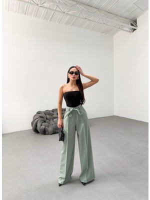 Sante Çi̇zgi̇li̇ Bel Kuşakli Palazzo Pantolon