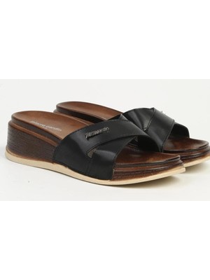 Pierre Cardin PCT-7423 Kadın Dolgu Taban Çapraz Bant Terlik