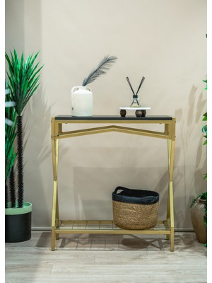 Ahşap Raflı Metal Dresuar – Salon ve Hol Için Çok Amaçlı Dekoratif Raf