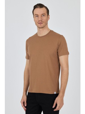 İmza Sütlü Kahverengi Kısa Kol Bisiklet Yaka Cepsiz Pamuk Casual Slim Fit Tişört 1011250158