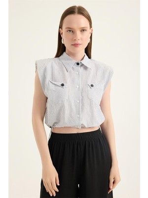 Kısa Çizgili Kumaş Gömlek