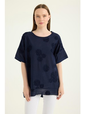 Kabartma Motifli Bluz