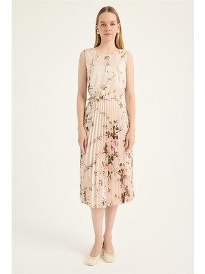 Çiçek Desenli Elbise