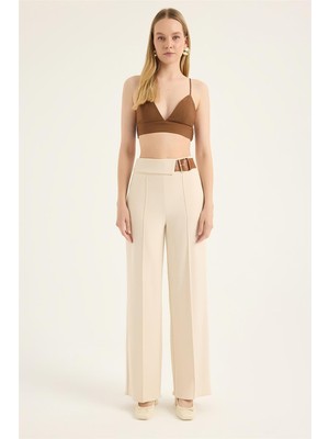 Deri Kemer Detaylı Pantolon