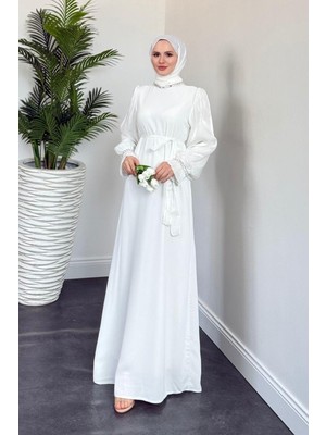 Merven Akyüz Anna Boynu ve Kolu Baget Taş İşlemeli Abiye Beyaz(KEMERSİZ)