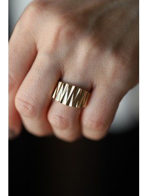 14 Ayar Altın Çapraz Şeritler Yüzük