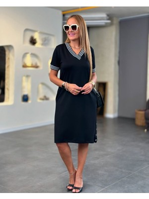 Nidam Butik Kadın Kısa Kollu V Yakalı Yanlardan Yırtmaç ve Düğmeli Viskon Iki Iplik Elbise