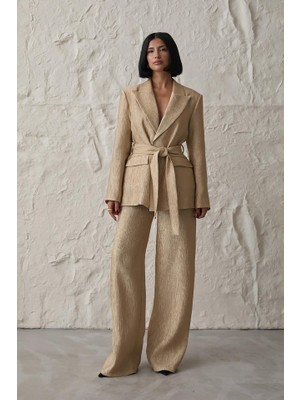 Aisha Elbise Sarı Beli Kuşaklı Ceket ve Pantolon Parlak Takım