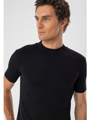 Özc Store Jakarlı Beyaz Geniş Kalıp Günlük Kullanıma Uygun Nefes Alabilen Kumas Yapısı Bisiklet Yaka Boyfriend Örme Oversize T-Shirt
