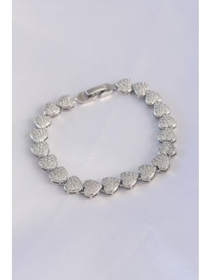 Prativas Vip Seri Pirinç Zirkon Taşlı Gümüş Renk Kalp Model Bileklik – PRT3500EB01558