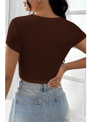 Kadın Kahverengi Yarım Kol Düz Yaka Crop Top Bluz