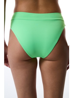 Yeşil V Kesimli Slip Bikini Altı