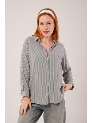 Gökyüzü Moda Cep Detay Çizgili Oversize Gri Gömlek
