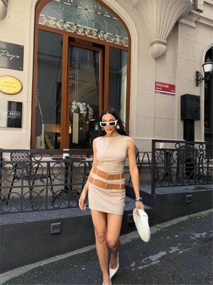 Gökyüzü Moda Polyviscon Çift Kemer Detaylı Elbise - Bej