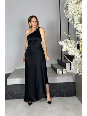 G1358 Tek Omuz Taş Detaylı Saten Abiye Elbise Siyah