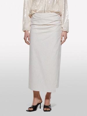 Sisley Sisley   Keten Karışımlı Yandan Fermuarlı Slim Fit Midi Etek Kadın Siyah Etek - 325P45ICL002P