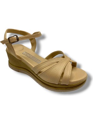 C-Shoes KA02-25 Deri Anatomik Yanları Açık Dolgu Topuk Kadın Sandalet